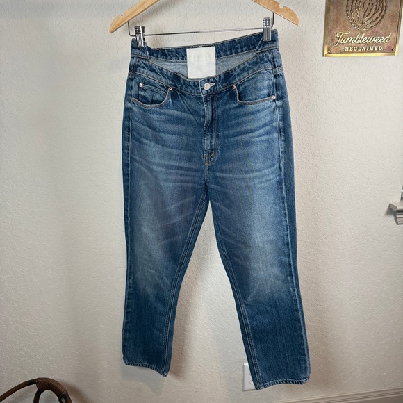 MOTHER Denim - MOTHER The Dazzler Shift Crop Jeans Mid Wash Sin And Suffer Size 29